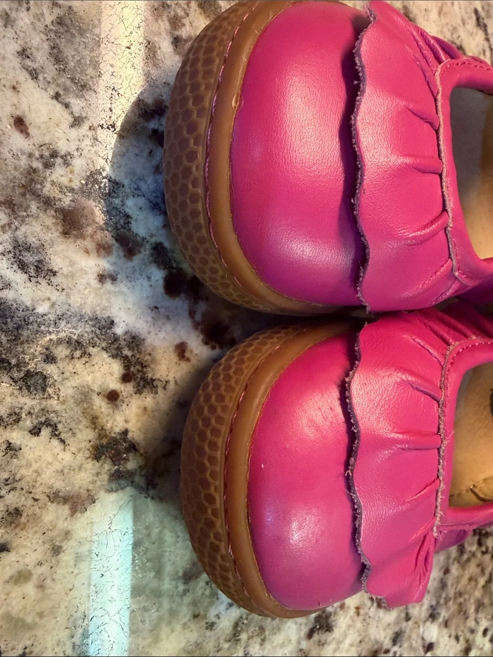 Livie & Luca Hot Pink Girls' Mary Jane Leather Shoes size 10 NWOT